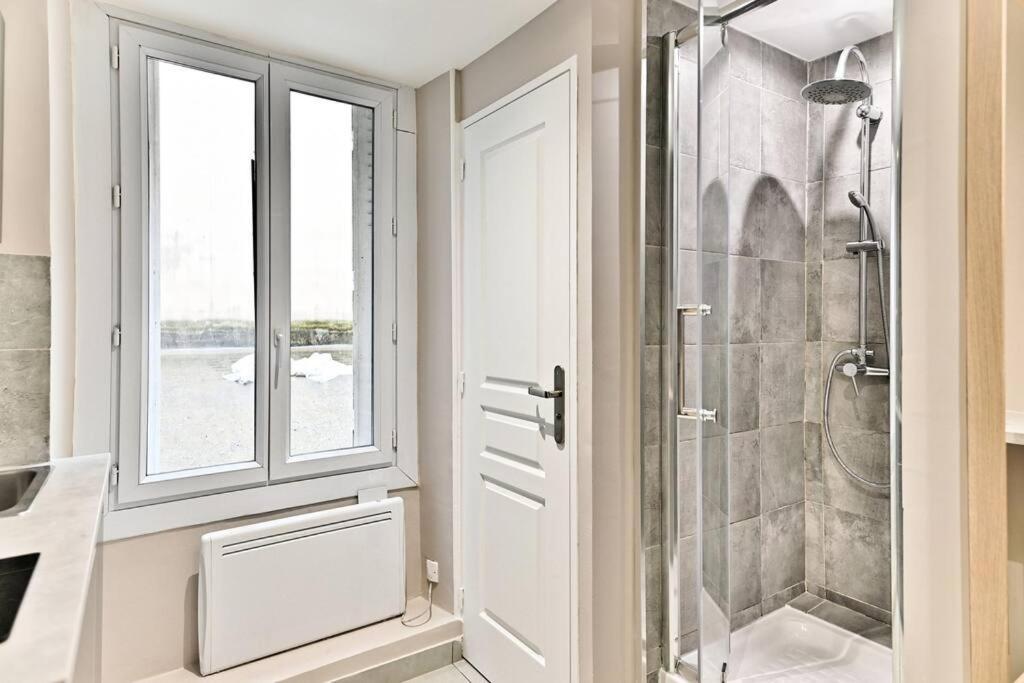Apartment Studio Confortable Au Coeur Du Quartier Sentier